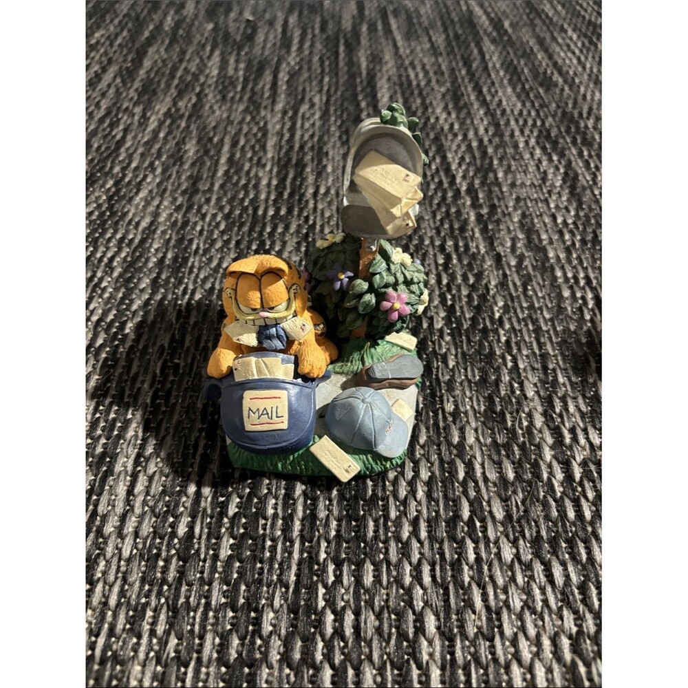 Vintage Garfield Return To Sender Jim Davis Danbury Mint Resin Collectible